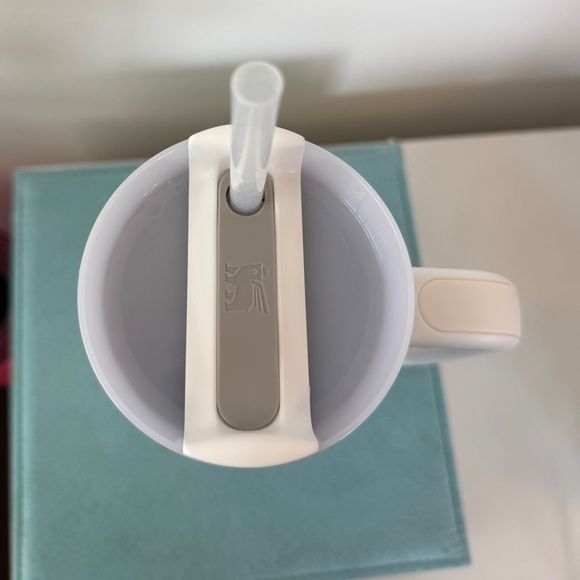 Stanley 30oz Tumbler - White - Picture 4 of 4